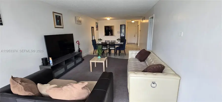 1830 Dixieanna St #203, Hollywood, FL 33020 - Image #3