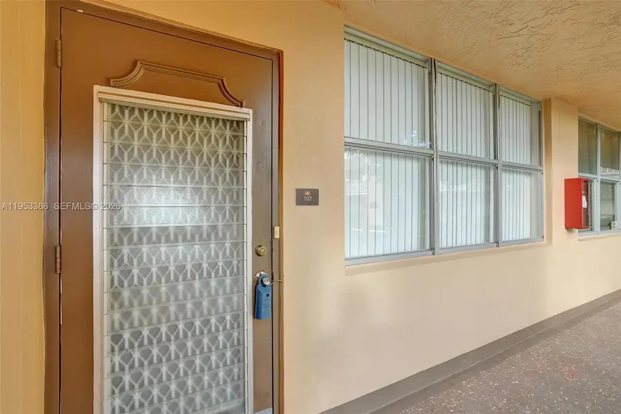 9081 Sunrise Lakes Blvd #107, Sunrise, FL 33322 - Image #3