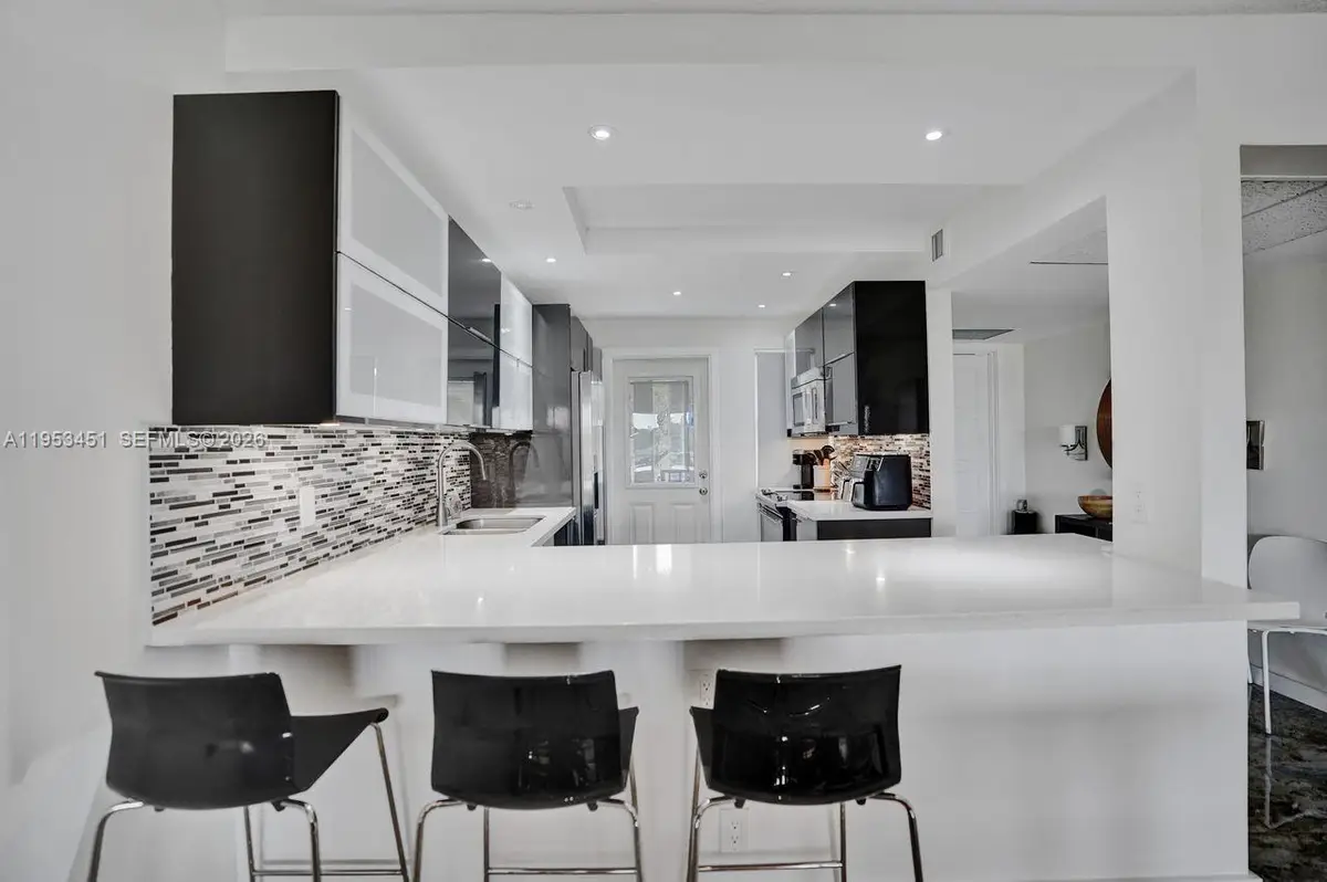 2681 S Course Dr #204, Pompano Beach, FL 33069 - Image #1