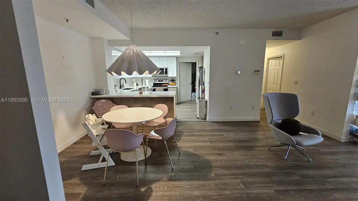 9755 NW 52nd St #201, Doral, FL 33178 - Image #1