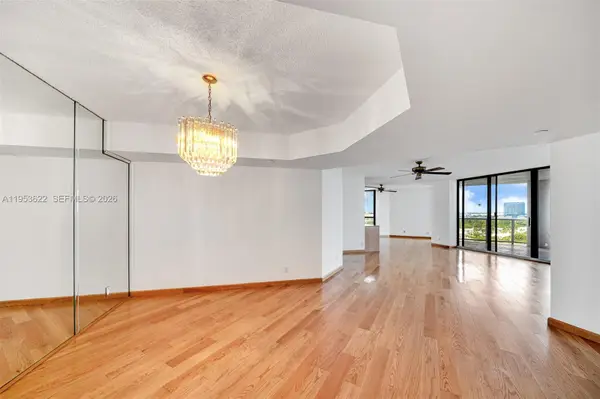 3598 NE Yacht Club Dr #1402, Aventura, FL 33180