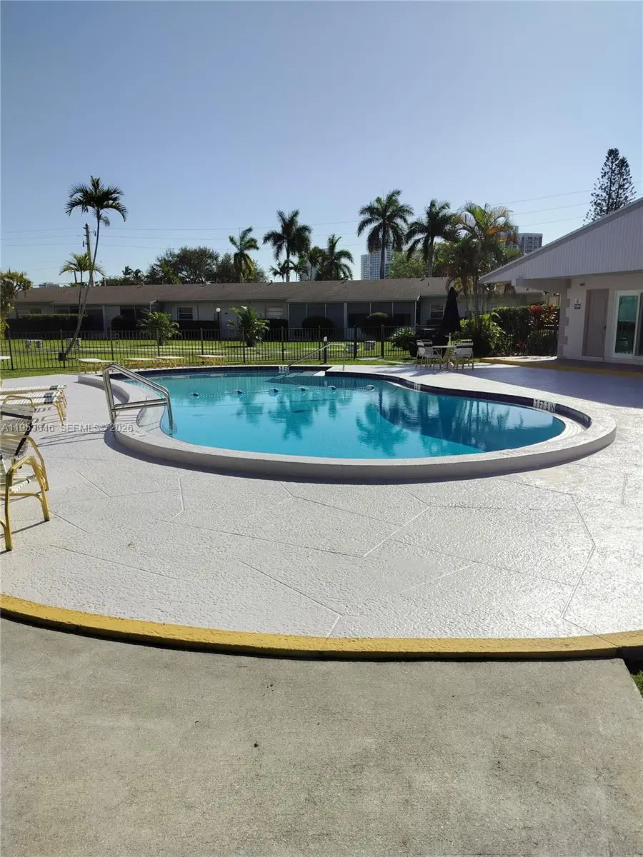 700 Layne Blvd #214, Hallandale Beach, FL 33009 - Image #3