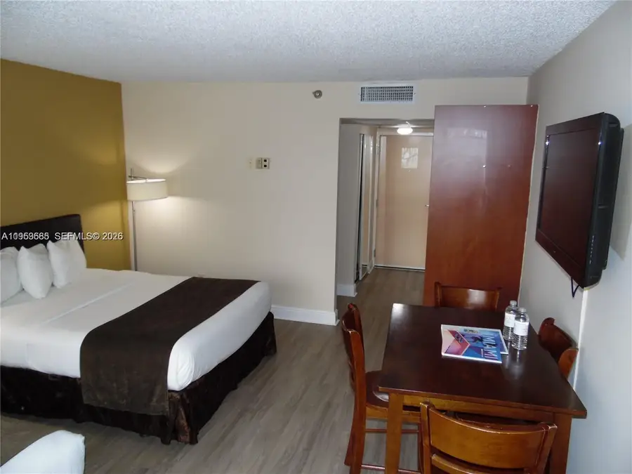 19201 Collins Ave #243, Sunny Isles Beach, FL 33160 - Image #2