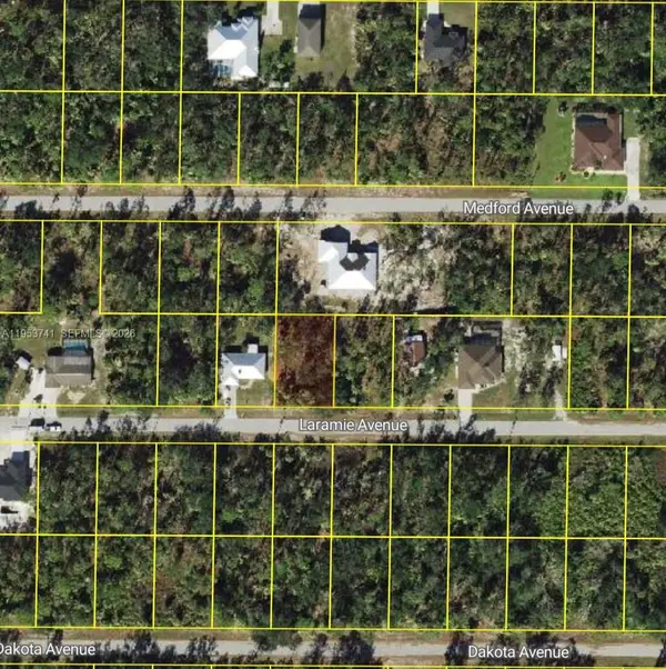 18372 18372 Laramie Ave, Port Charlotte, FL 33954