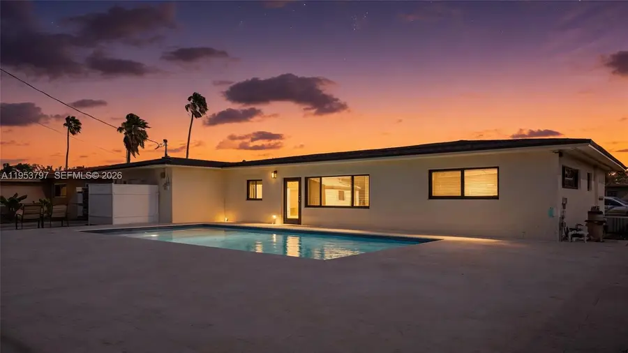 11610 NW 57th Ct, Hialeah, FL 33012 - #2