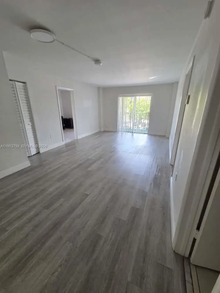 4717 NW 7th St #304-10, Miami, FL 33126 - #1