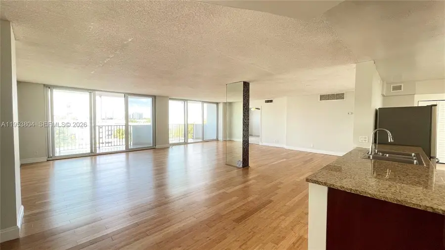 3703 NE 166th St #602, North Miami Beach, FL 33160 - Image #3
