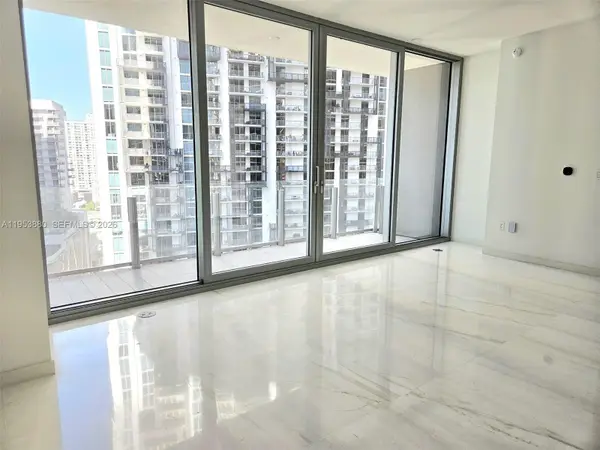300 Biscayne Boulevard Way #2208W, Miami, FL 33131