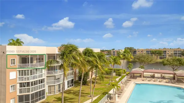 7694 Granville Dr #412E, Tamarac, FL 33321