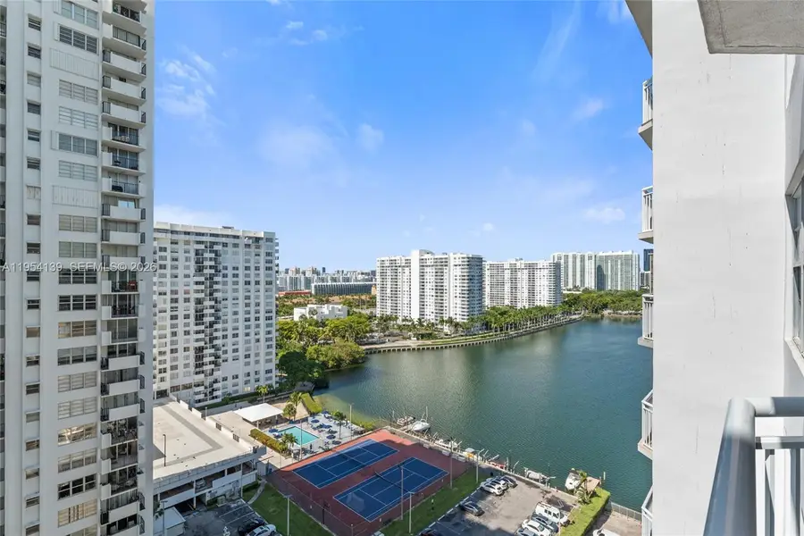 18061 Biscayne Blvd #1701, Aventura, FL 33160 - #2