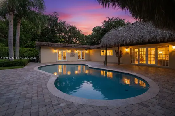 15144 SW 72nd Ct, Palmetto Bay, FL 33158