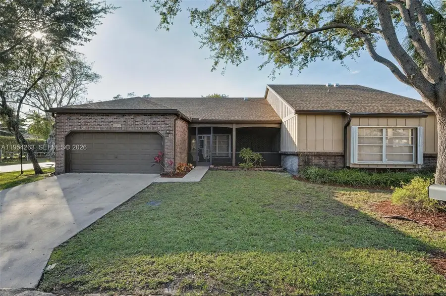 6569 Windsor Dr, Parkland, FL 33067 - Image #2