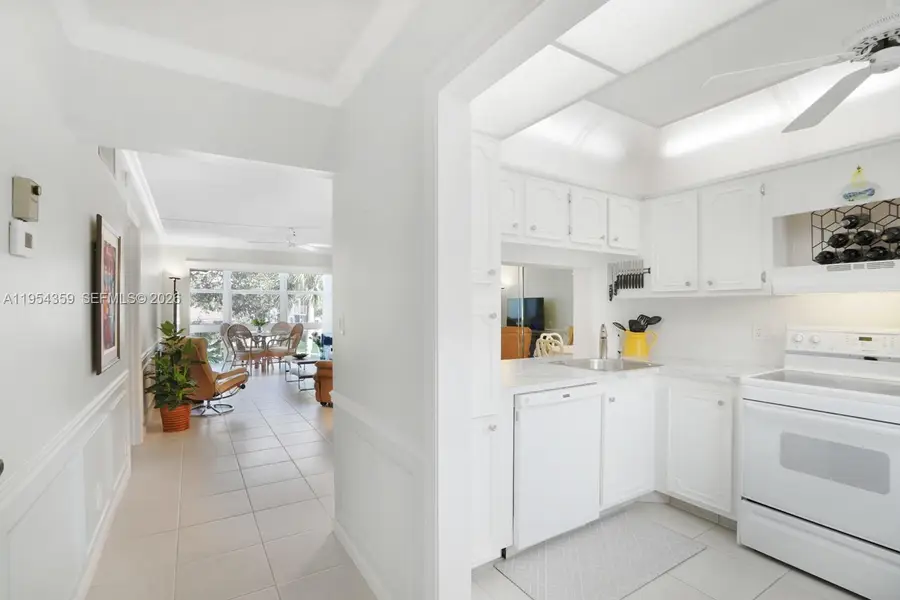 1501 S Ocean Blvd #214, Lauderdale By The Sea, FL 33062 - Image #2