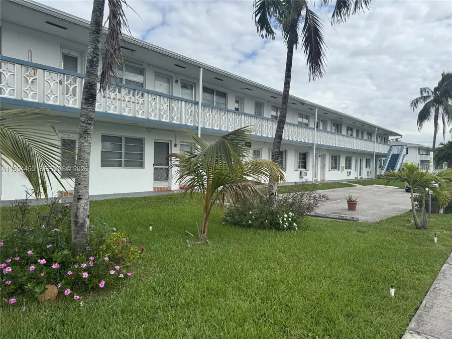 55 NW 204th St #1, Miami Gardens, FL 33169 - #3