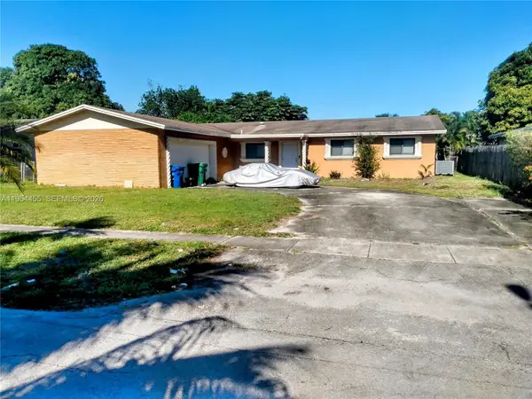 4411 NW 15th St, Lauderhill, FL 33313