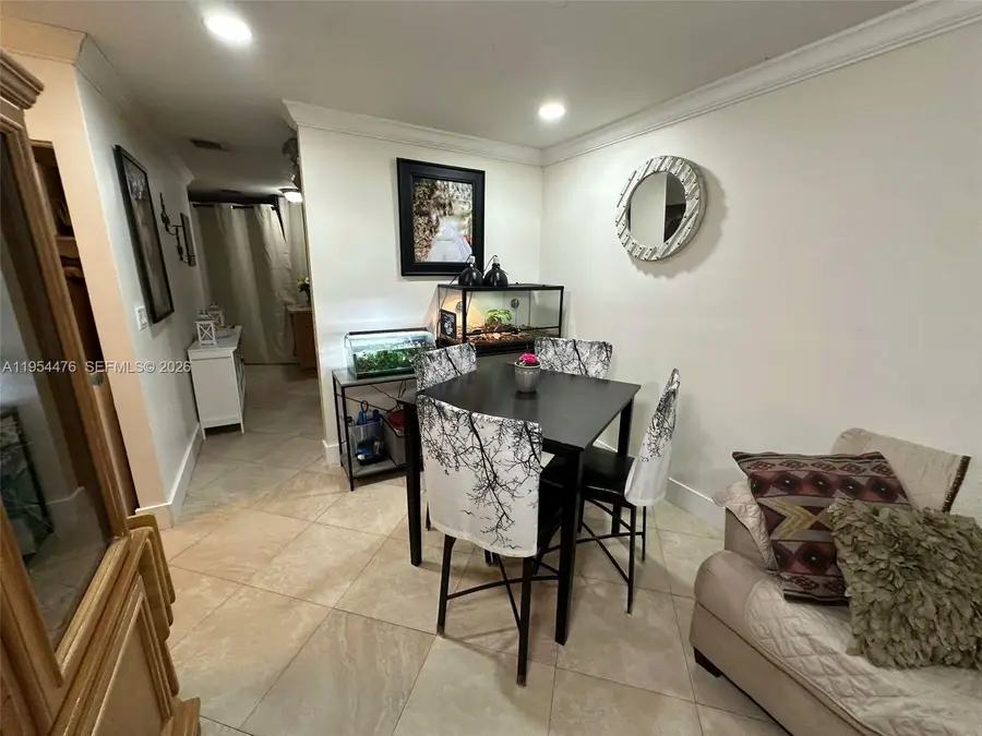 11537 SW 6th St, Sweetwater, FL 33174 - #2