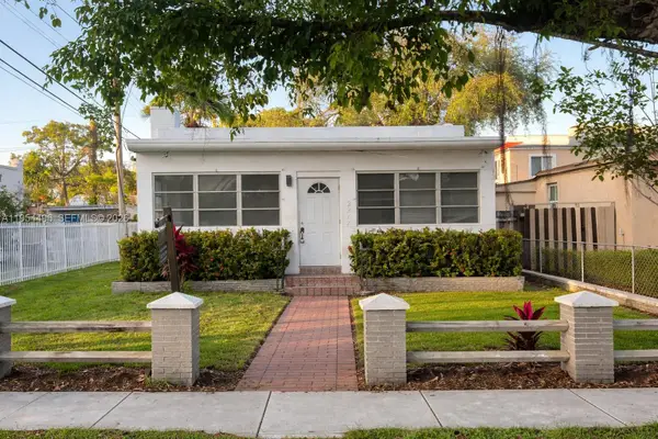 2217 SW 11th St, Miami, FL 33135