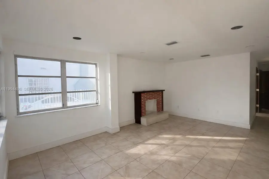 2217 SW 11th St, Miami, FL 33135 - Image #2