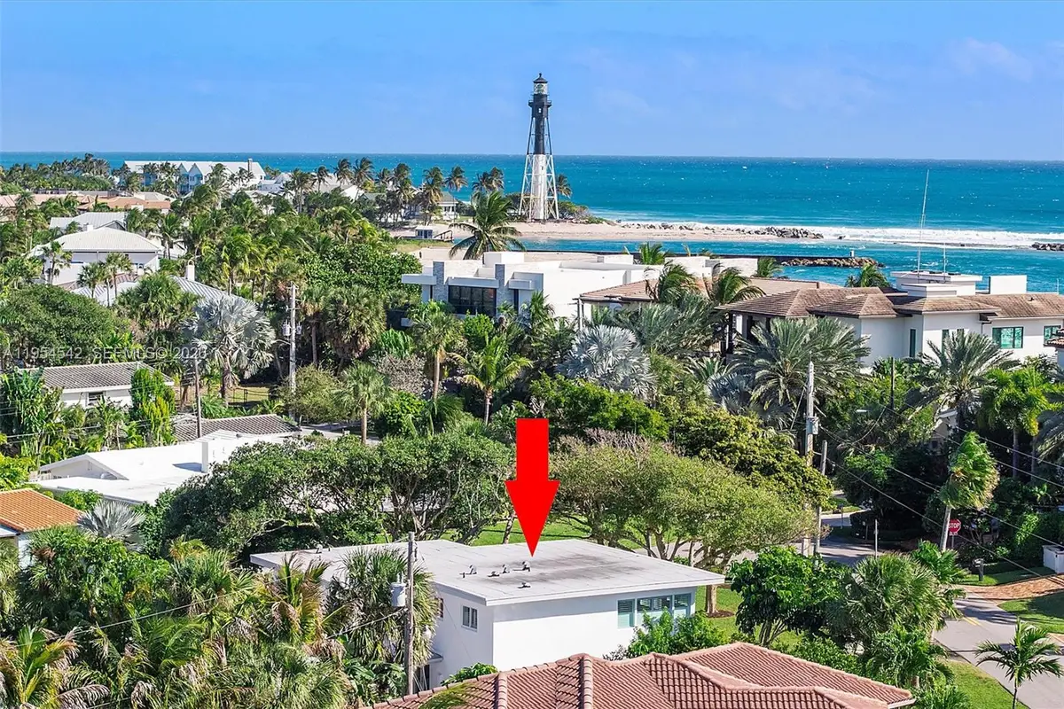 1903 Bay Dr, Pompano Beach, FL 33062 - Image #1