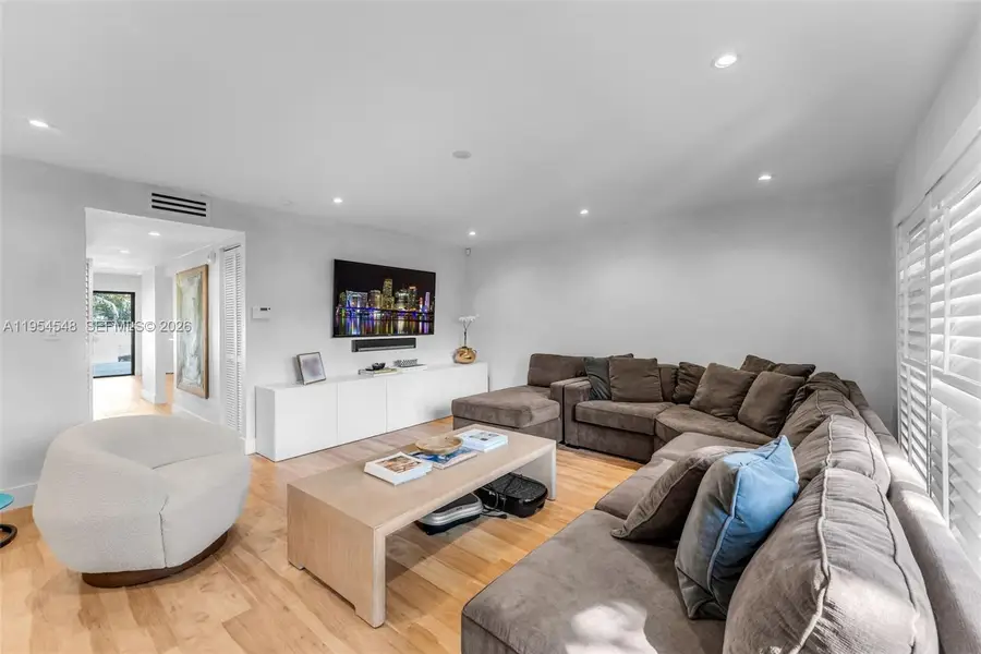 6611 SW 72nd St #38, South Miami, FL 33143 - Image #3