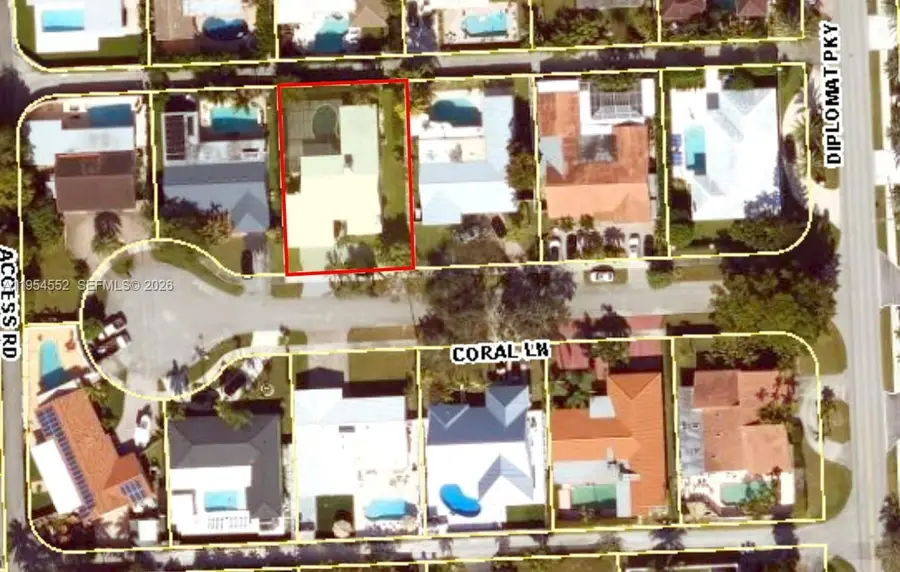 1245 Coral Ln, Hollywood, FL 33019 - Image #2