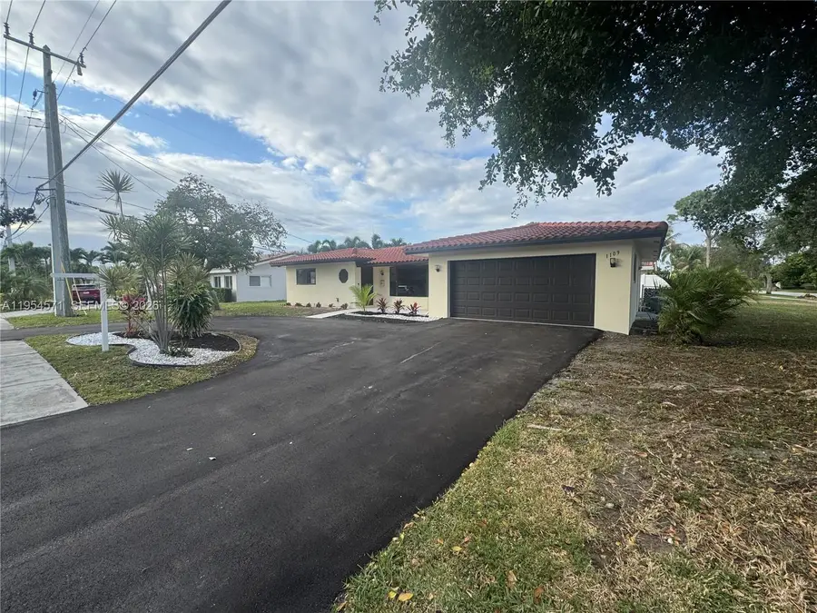 1109 SE 10th St, Deerfield Beach, FL 33441 - Image #3