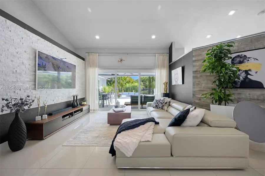 1242 Terrystone Ct, Weston, FL 33326 - Image #2