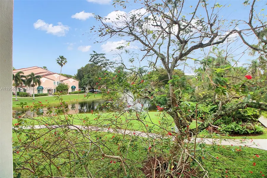 12136 Saint Andrews Pl #204, Miramar, FL 33025 - Image #3