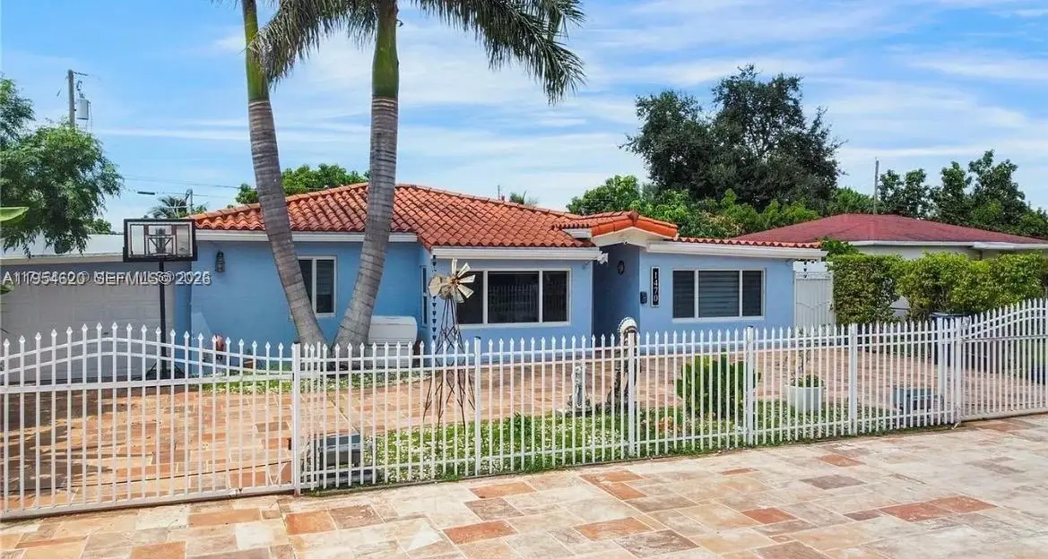1470 SW 73rd Pl, Miami, FL 33144 - Image #1