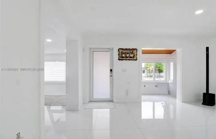 1470 SW 73rd Pl, Miami, FL 33144 - Image #3