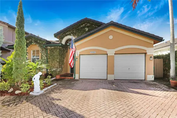 15382 SW 16th Ter, Miami, FL 33185