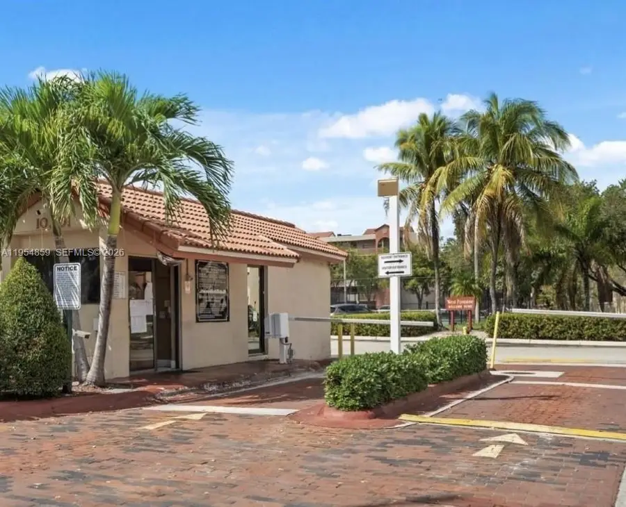 10229 NW 9th St Cir #213-2, Miami, FL 33172 - Image #2
