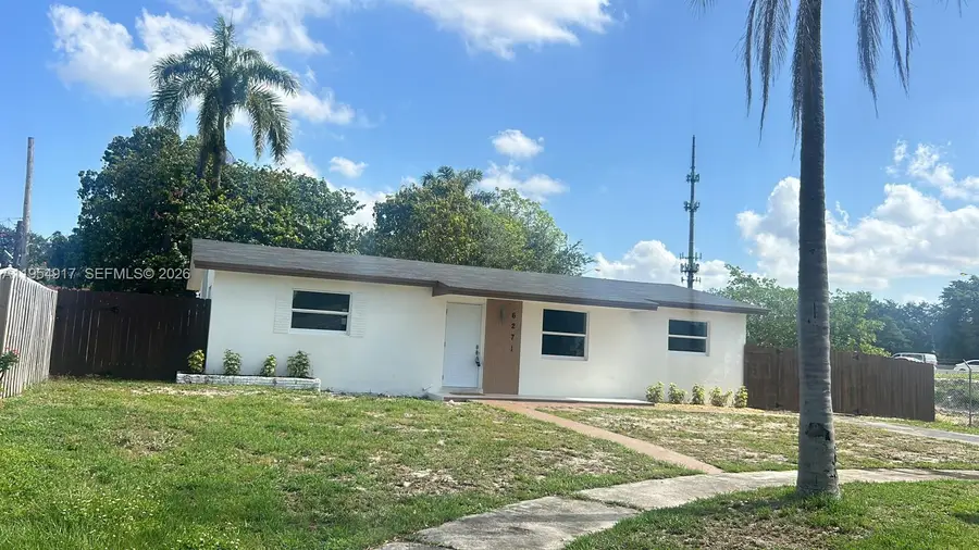 6271 Farragut St, Hollywood, FL 33024 - Image #3