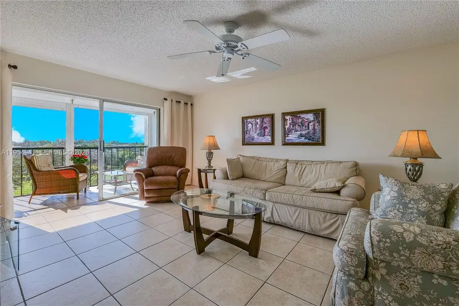 5860 NW 44th St #711, Lauderhill, FL 33319 - Image #3