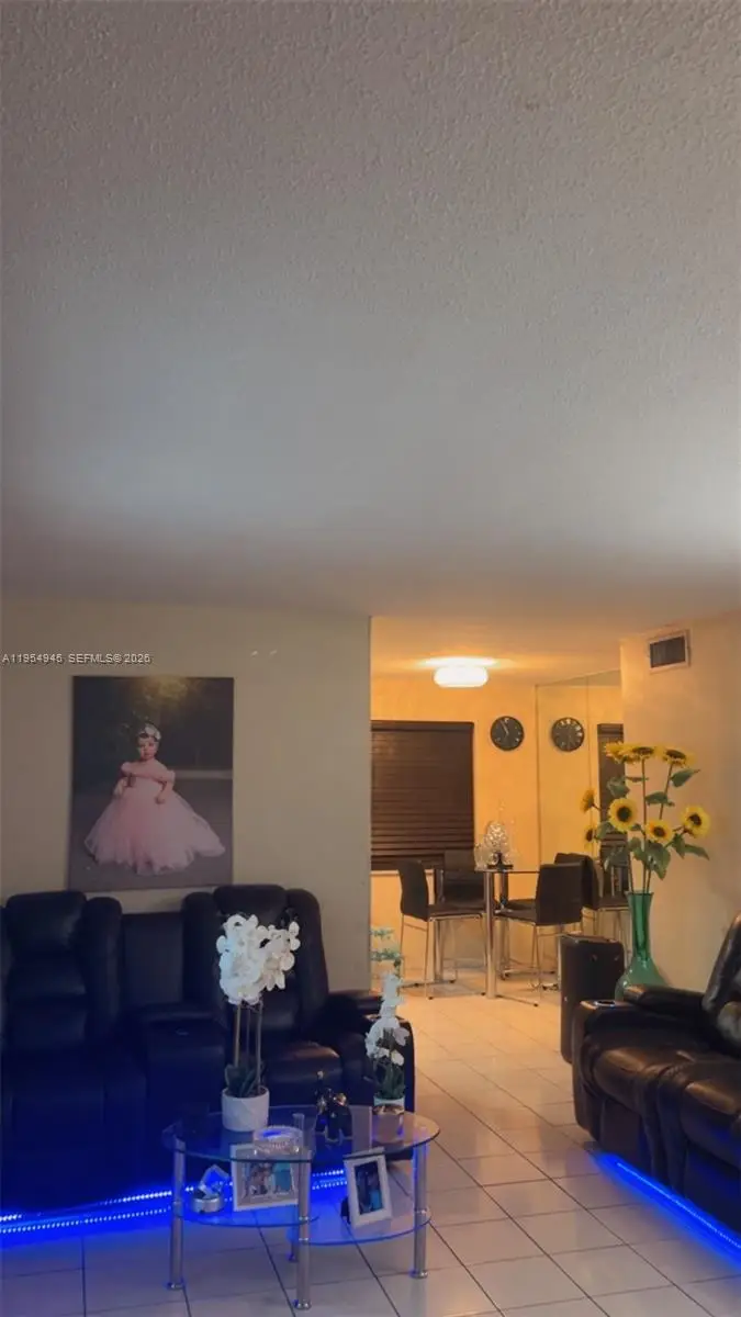 900 Tallwood Ave #206, Hollywood, FL 33021 - Image #2