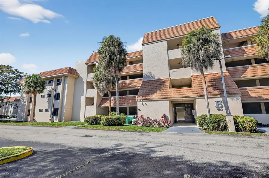 491 Ives Dairy Rd #306-5, Miami, FL 33179 - #3