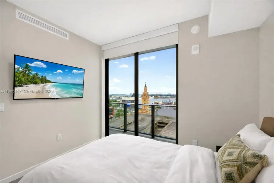 121 NE 5th Street #1913, Miami, FL 33132 - Image #3