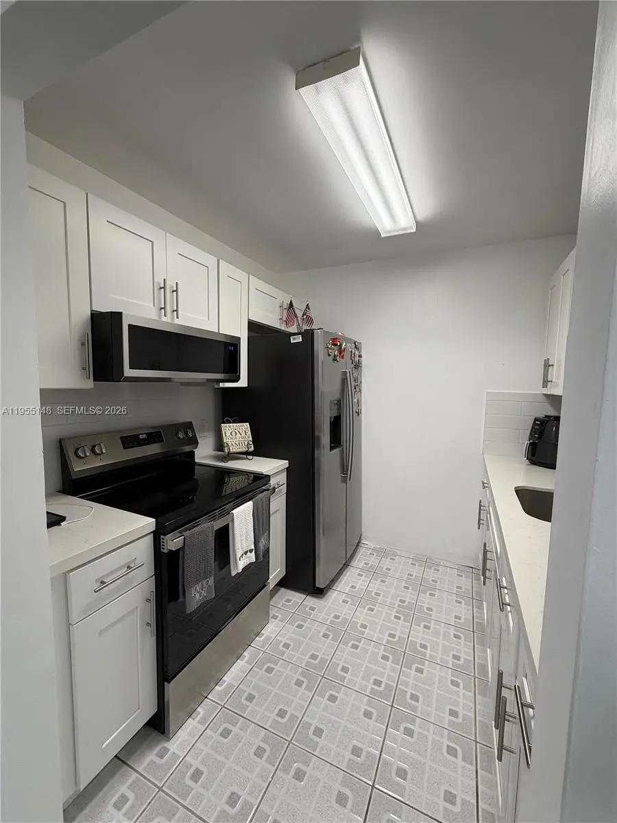 200 SW 132nd Way #109L, Pembroke Pines, FL 33027 - Image #2