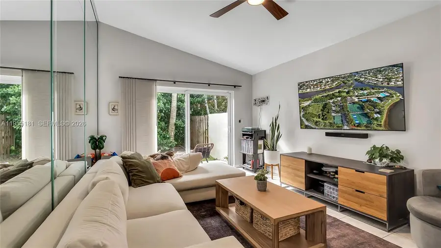 17080 NW 10th St, Pembroke Pines, FL 33028 - Image #3