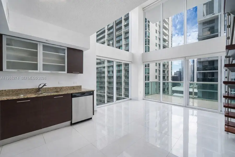 41 SE 5th St #1202, Miami, FL 33131 - Image #2