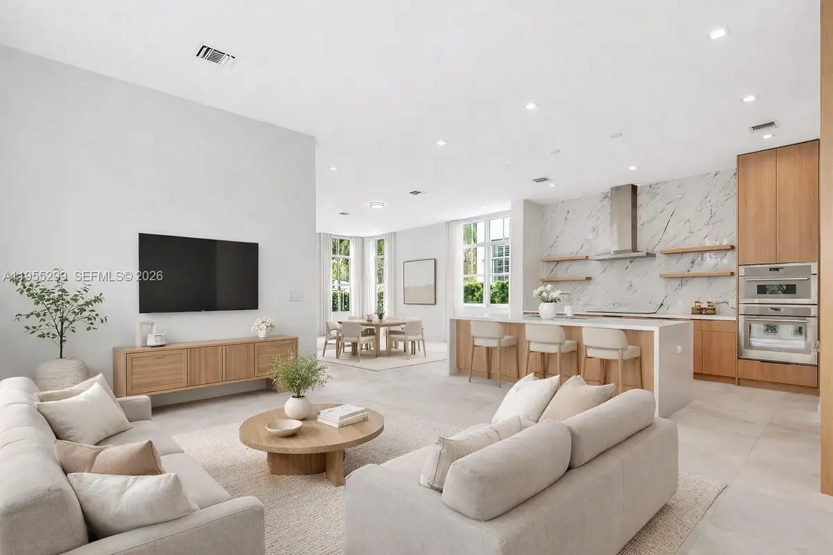 3400 Ponce De Leon Blvd, Coral Gables, FL 33134 - Image #1