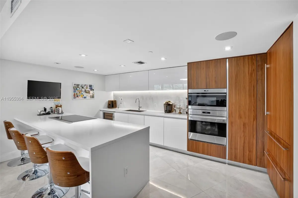 701 N Fort Lauderdale Beach Blvd #114, Fort Lauderdale, FL 33304 - Image #1