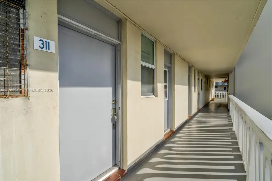 2861 Leonard Dr #F311, Aventura, FL 33160 - Image #3