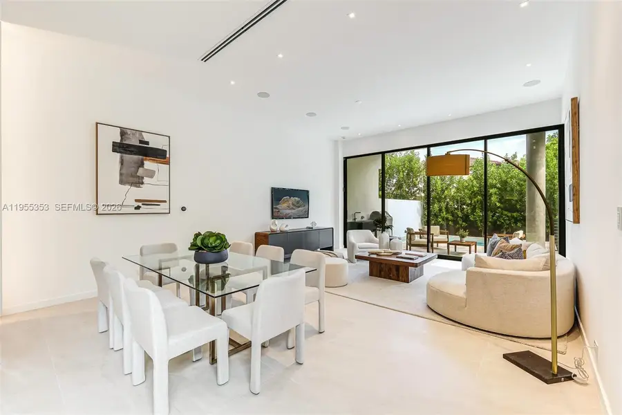 2822 Coconut #2822, Miami, FL 33133 - Image #3