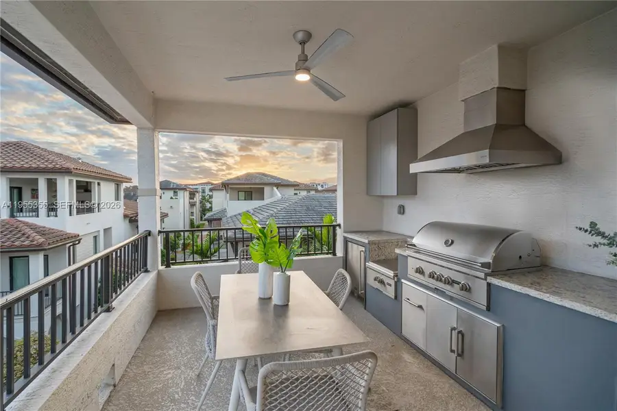 4809 NW 83rd Pkwy, Doral, FL 33166 - Image #2