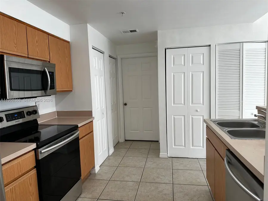 3502 Windy Walk Way #2111, Orlando, FL 32837 - Image #3