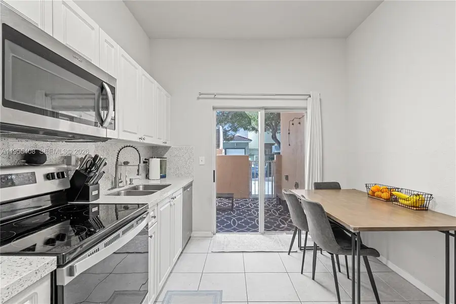 1940 SE 24th Ter #1940, Homestead, FL 33035 - Image #2