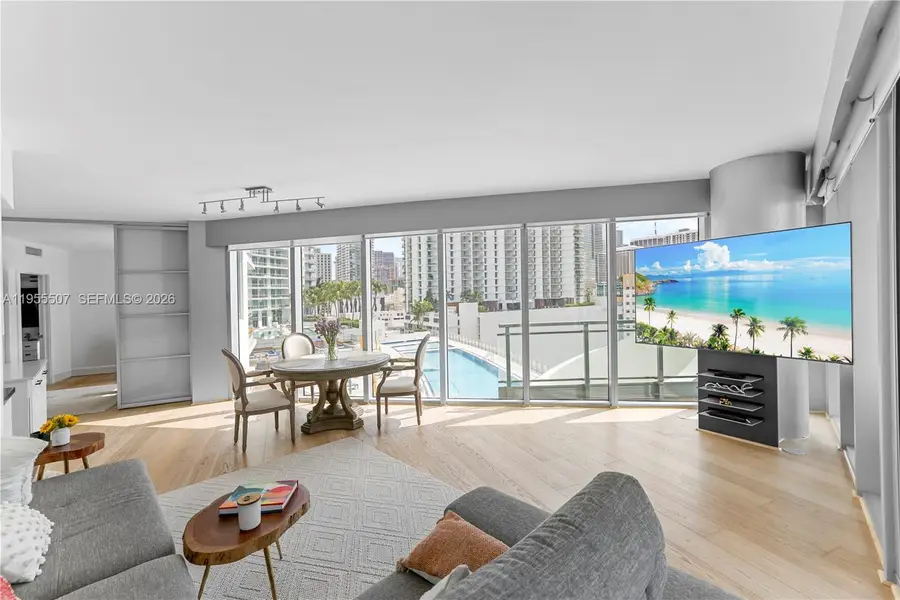 92 SW 3rd St #1201, Miami, FL 33130 - Image #3