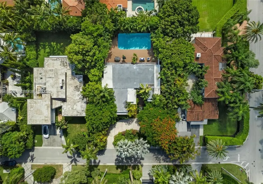 2815 Regatta Ave, Miami Beach, FL 33140 - Image #2