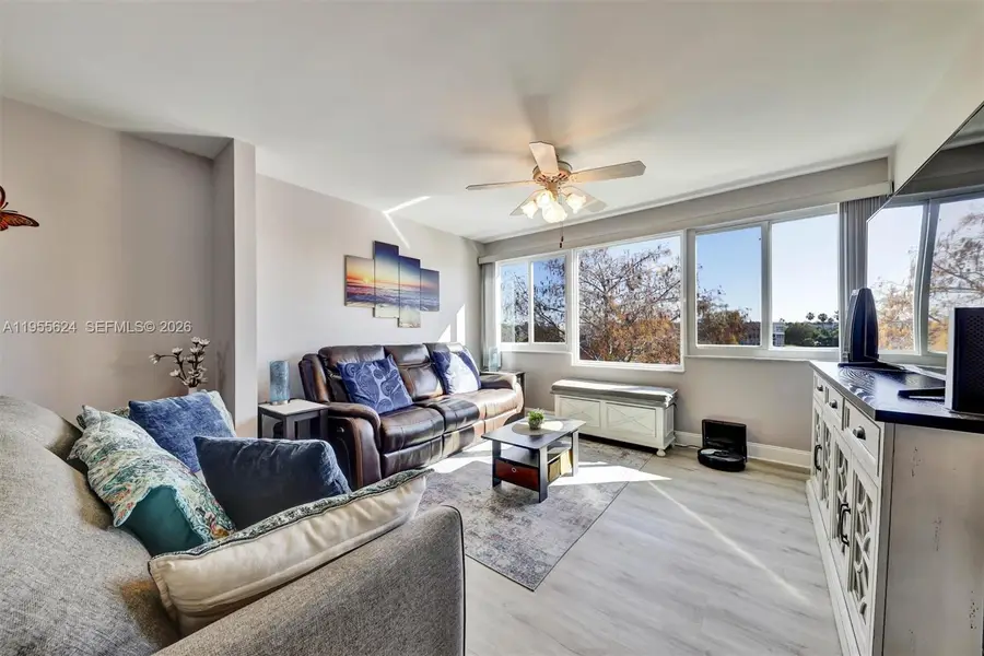 7448 N Devon Dr #305, Tamarac, FL 33321 - Image #3